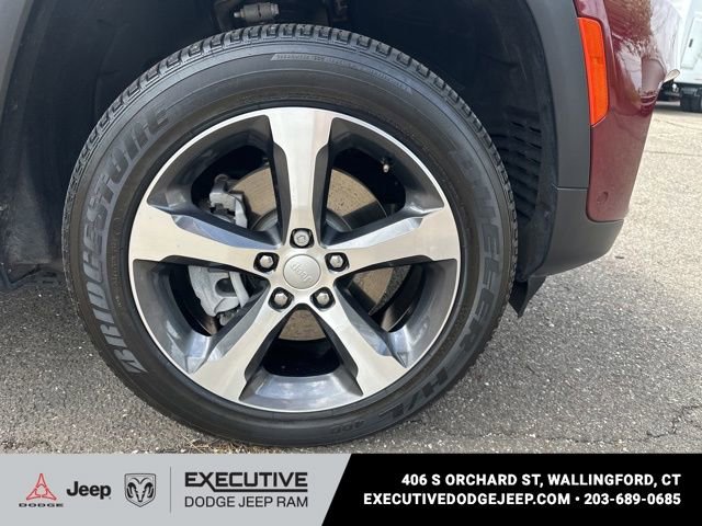 Used 2024 Jeep Grand Cherokee Limited 4xe w/ Luxury Tech Group II AWD/4WD image 17