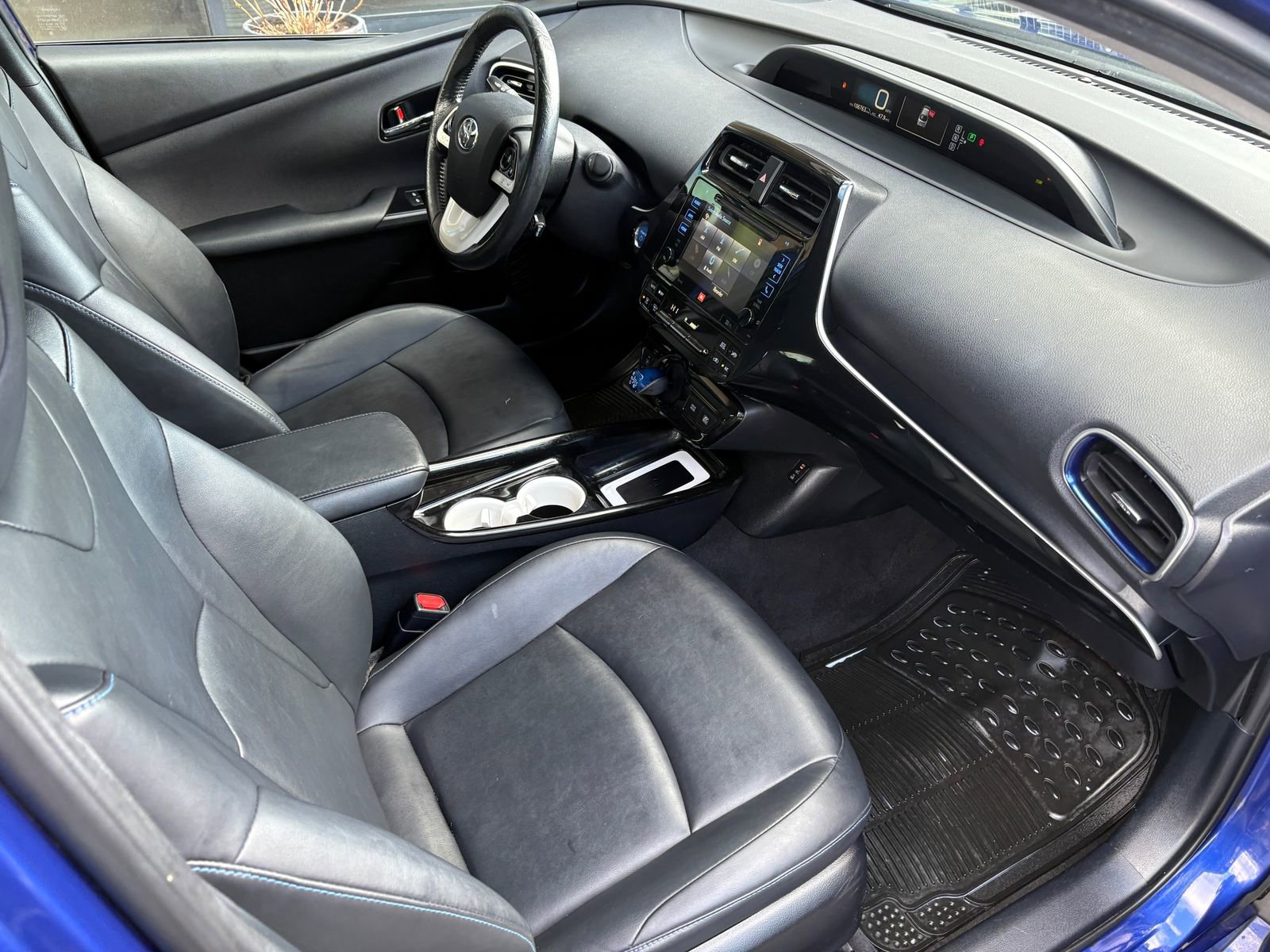 Used 2016 Toyota Prius Four Touring w/ Premium Convenience Package image 25