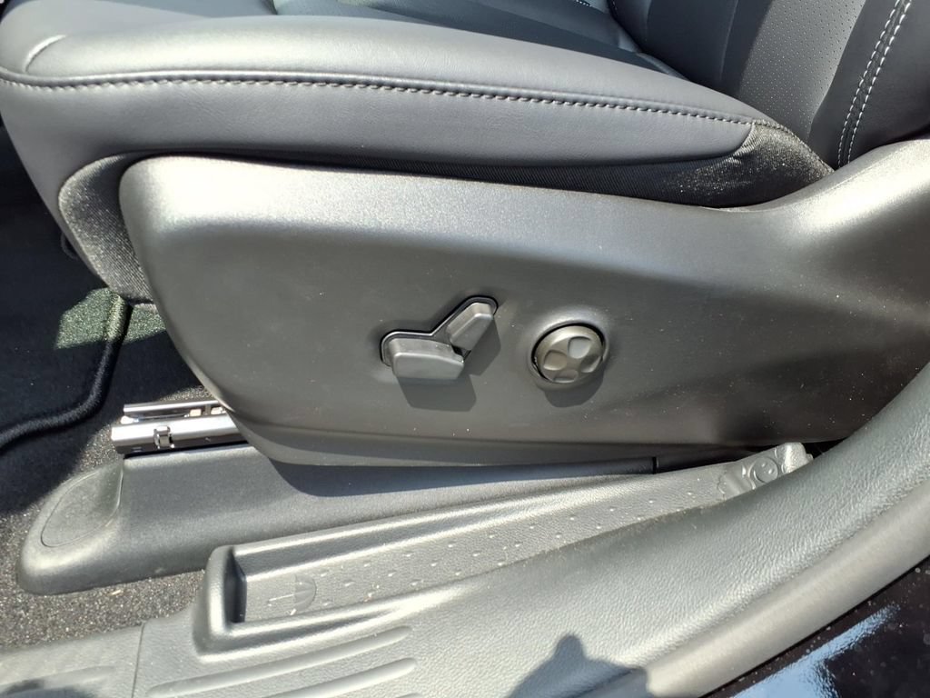 New 2026 Chrysler Pacifica Select w/ S Appearance Package FWD image 22