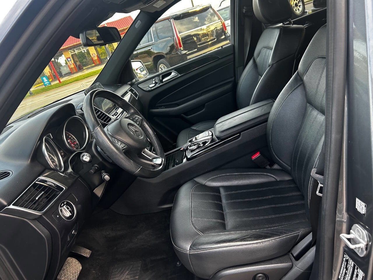 Used 2017 Mercedes-Benz GLE 350 w/ Premium 1 Package image 10