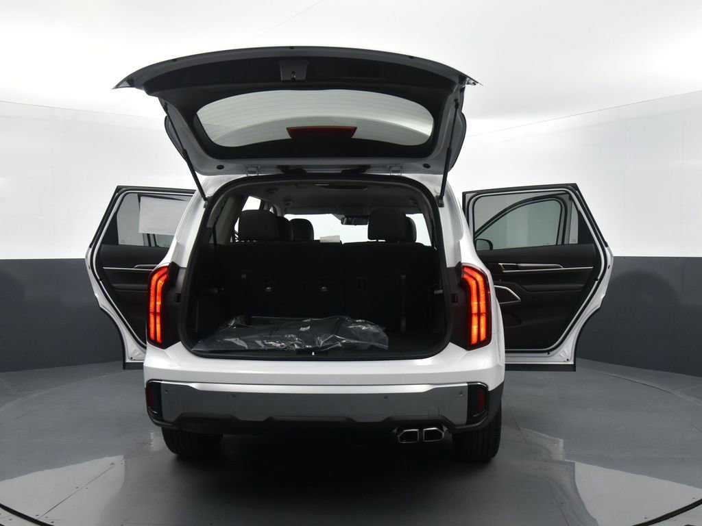 Certified 2024 Kia Telluride S w/ S Sunroof Package image 36