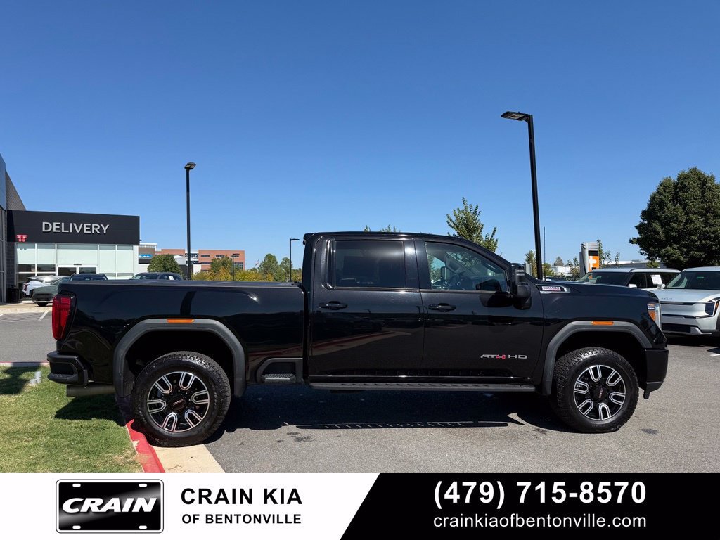 Used 2021 GMC Sierra 2500 AT4 w/ AT4 Premium Plus Package AWD/4WD image 8
