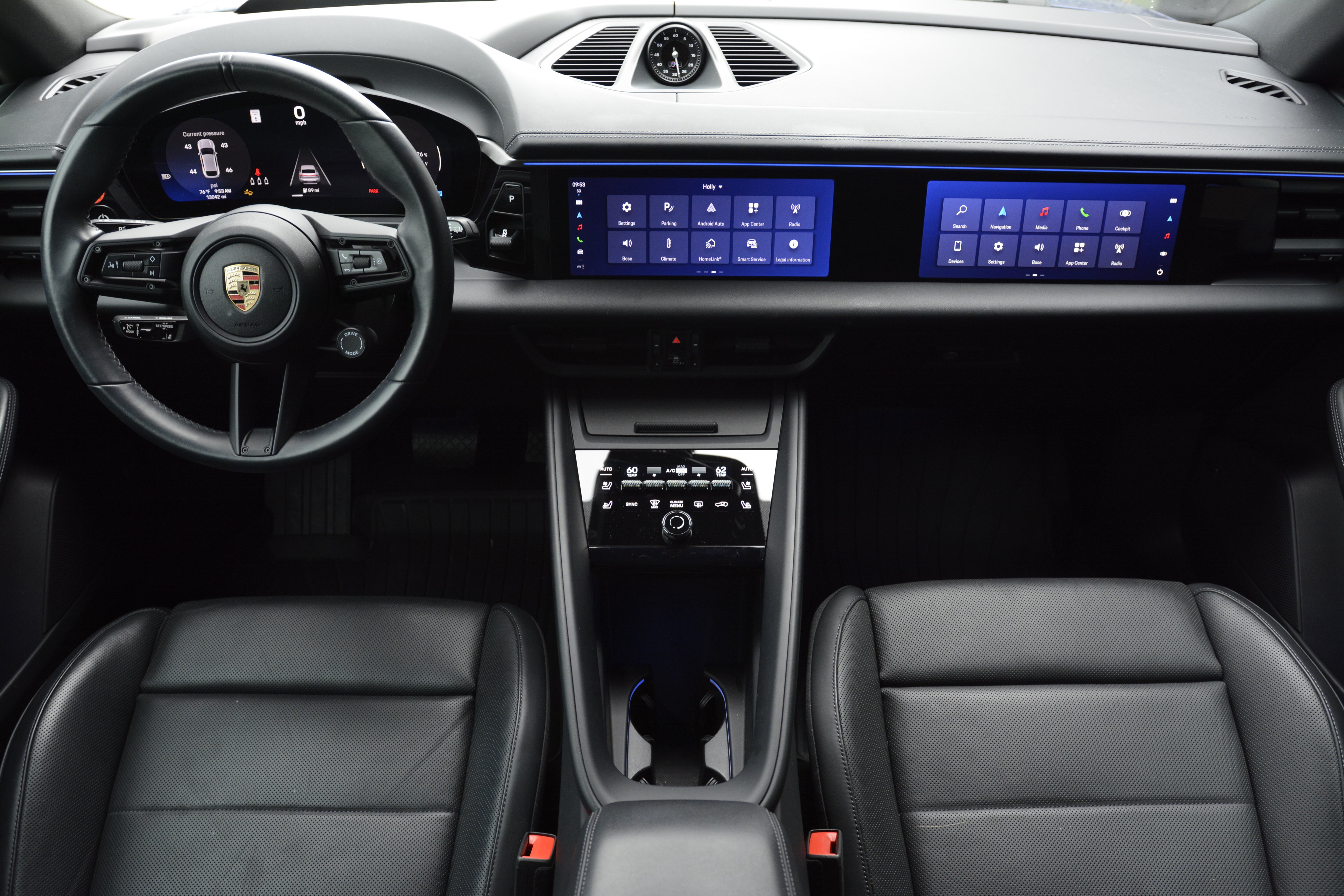 Certified 2024 Porsche Macan 4 Electric AWD/4WD image 12