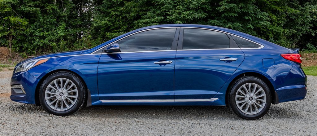 Used 2015 Hyundai Sonata Limited FWD image 2