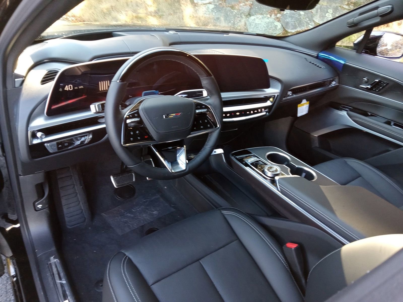 New 2026 Cadillac Lyriq V image 13