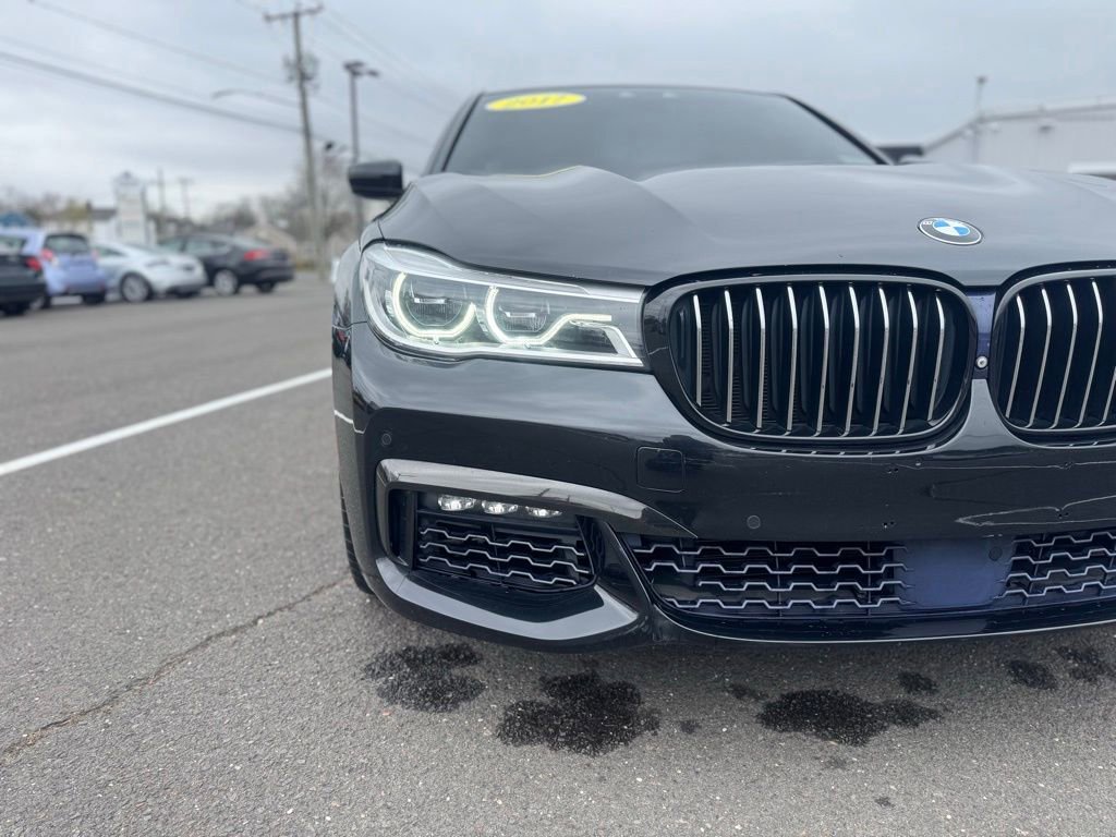 Used 2018 BMW 750i xDrive image 14