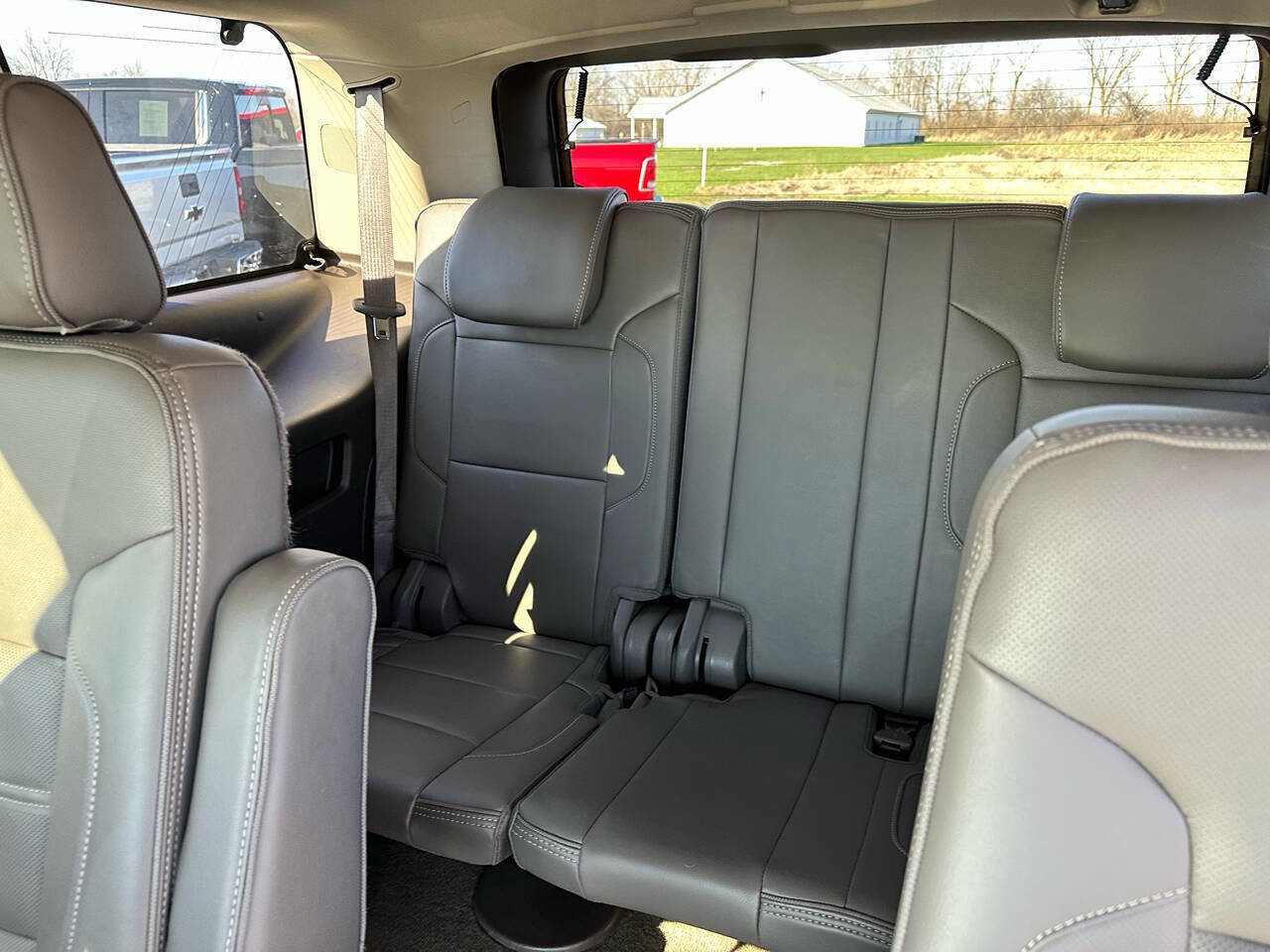 Used 2016 GMC Yukon Denali w/ Open Road Package image 16