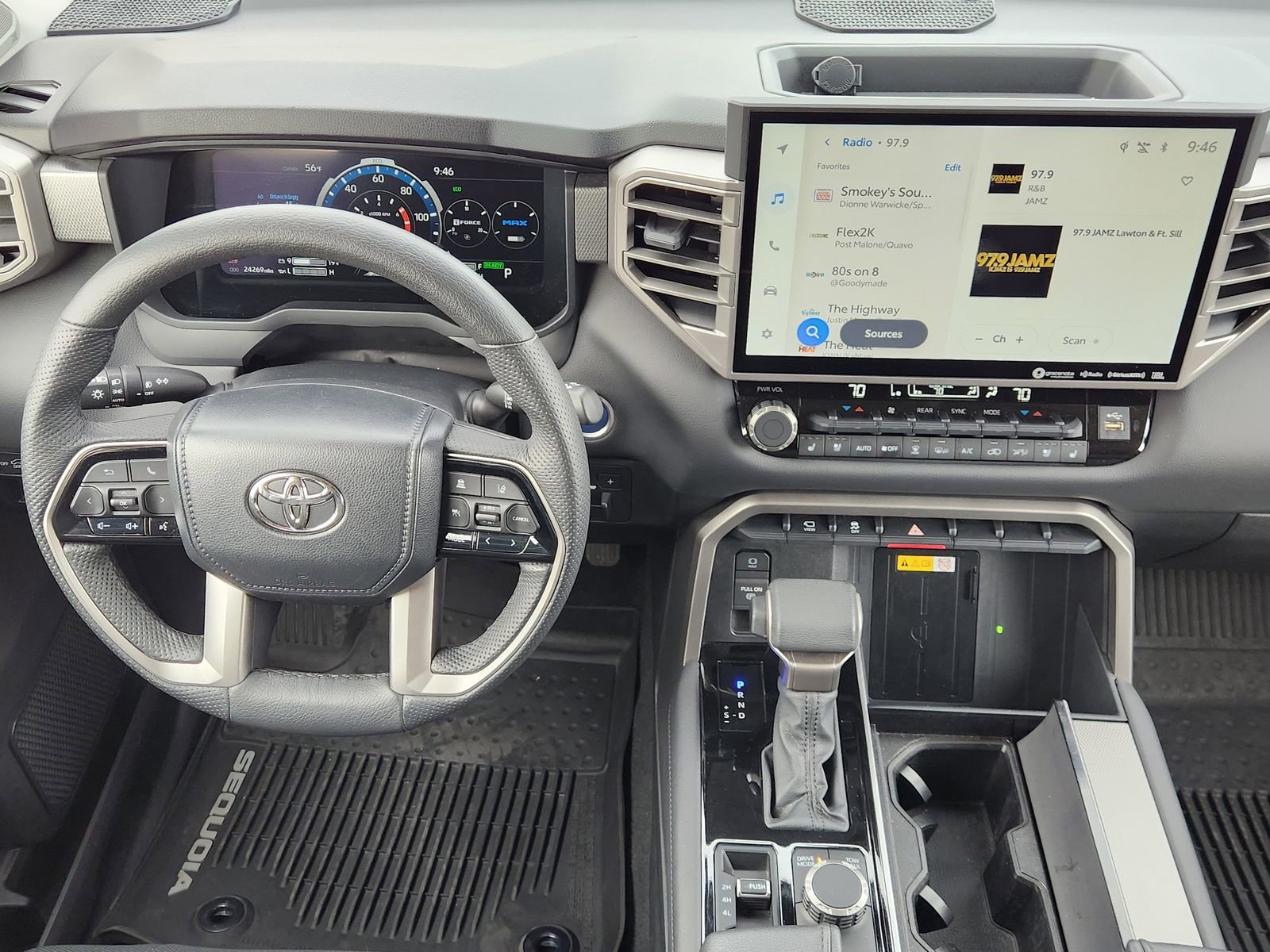 Used 2023 Toyota Sequoia Limited image 28