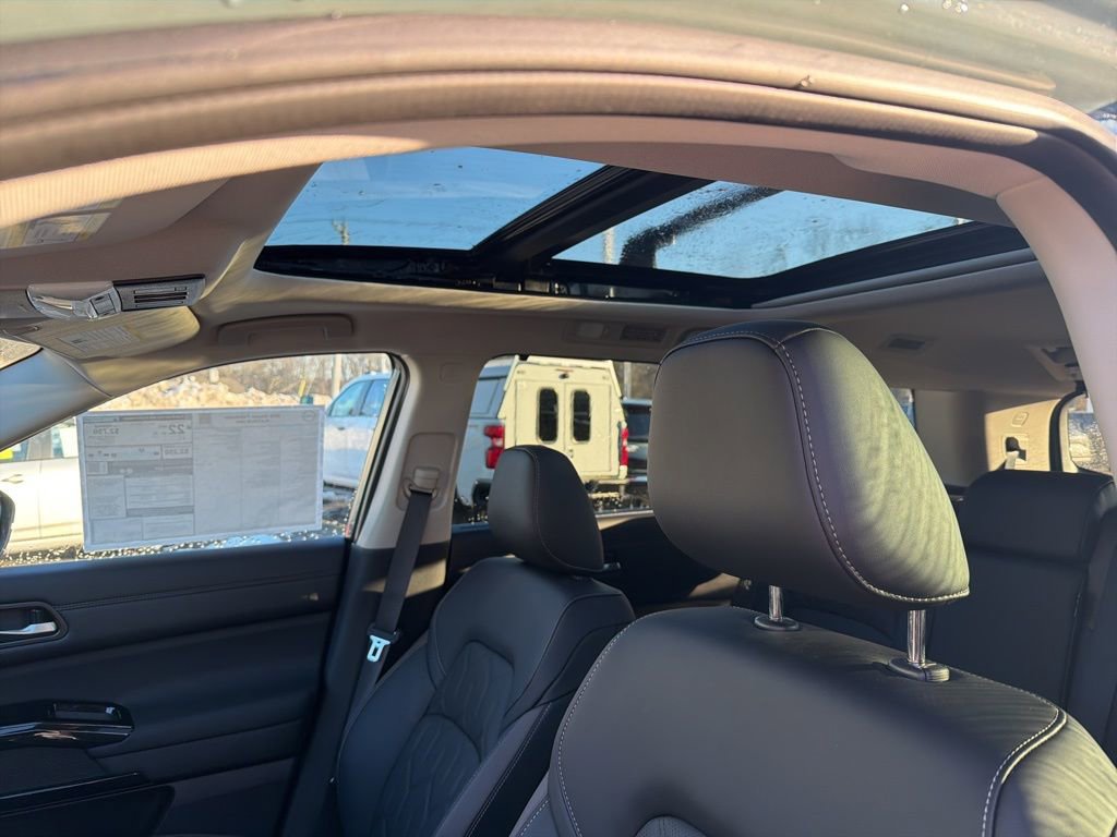 New 2026 Nissan Pathfinder Platinum w/ Cargo Package image 22