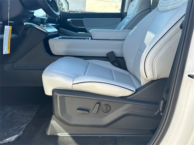New 2026 Ford Expedition Max Platinum w/ Platinum Ultimate Package image 9