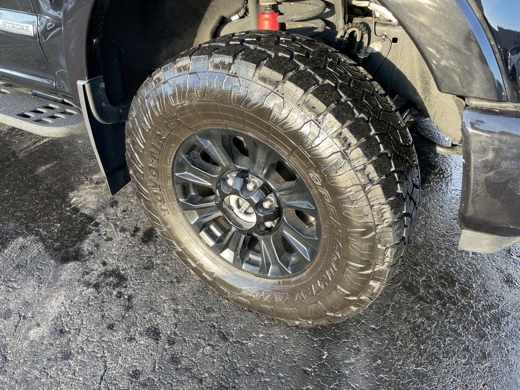 Used 2022 Ford F250 Lariat w/ Tremor Off-Road Package image 3