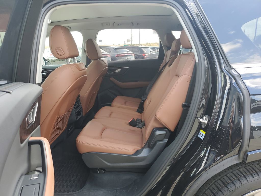 Used 2021 Audi Q7 3.0T Prestige w/ Prestige Package image 7