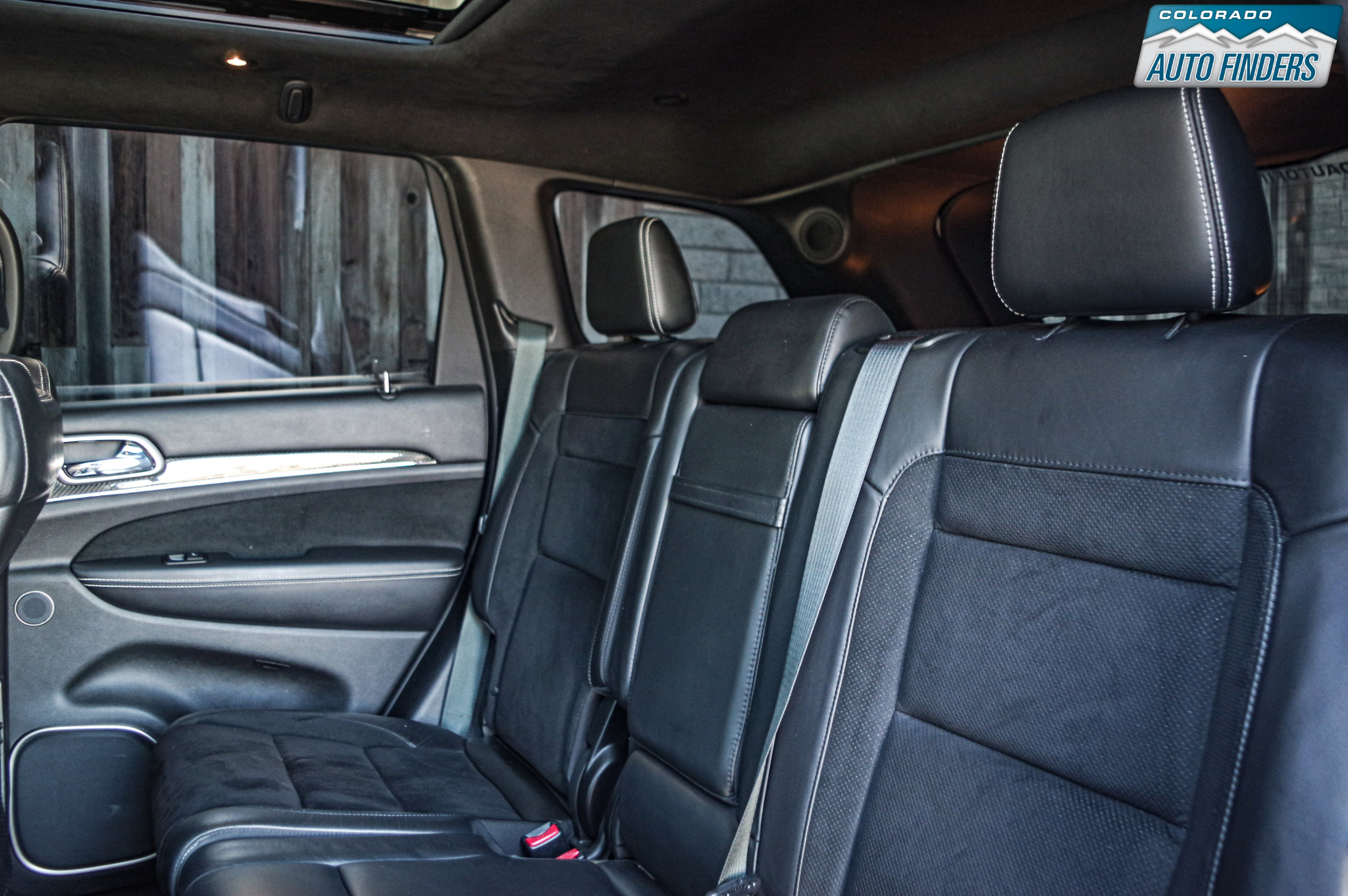 Used 2017 Jeep Grand Cherokee SRT image 25