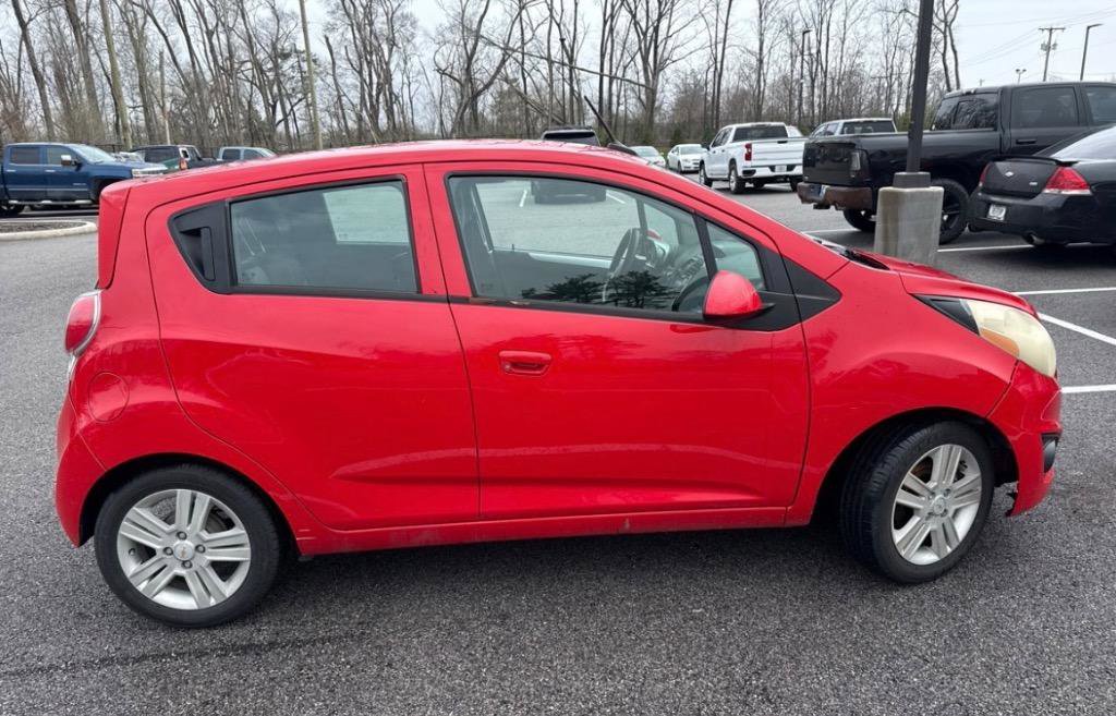 Used 2014 Chevrolet Spark LT FWD image 4