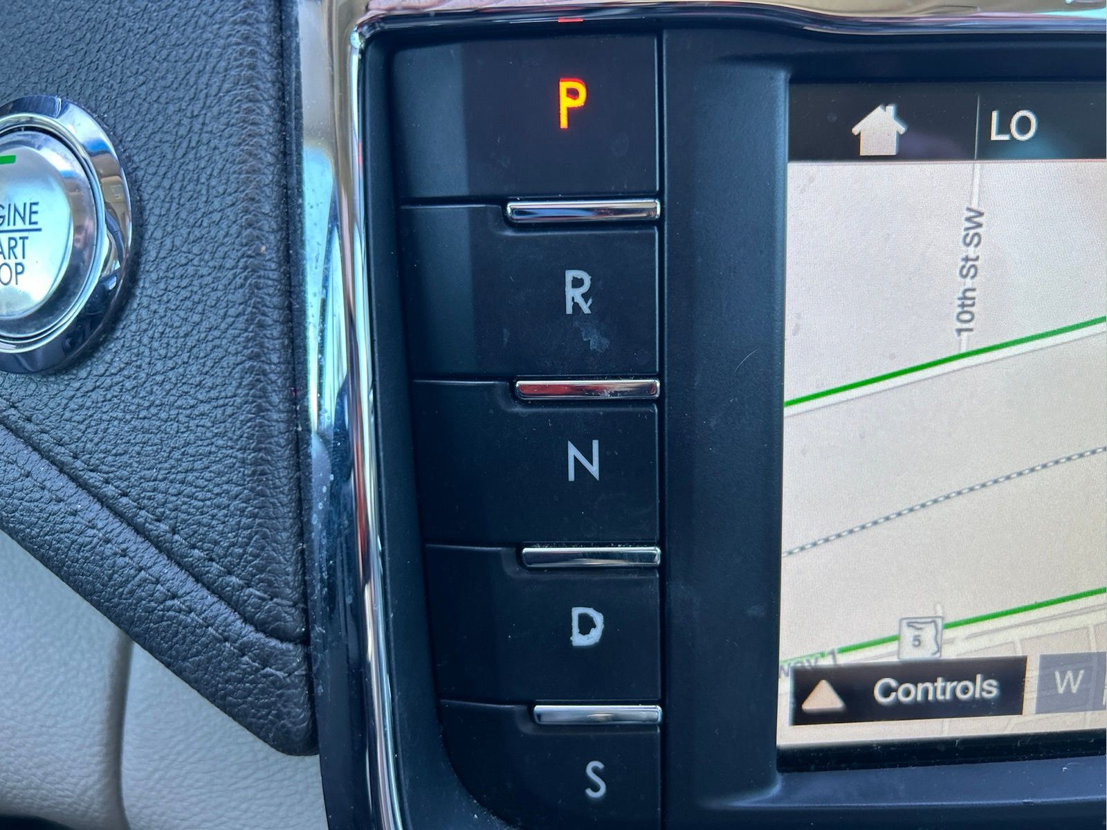 Used 2019 Lincoln Continental Reserve FWD image 32