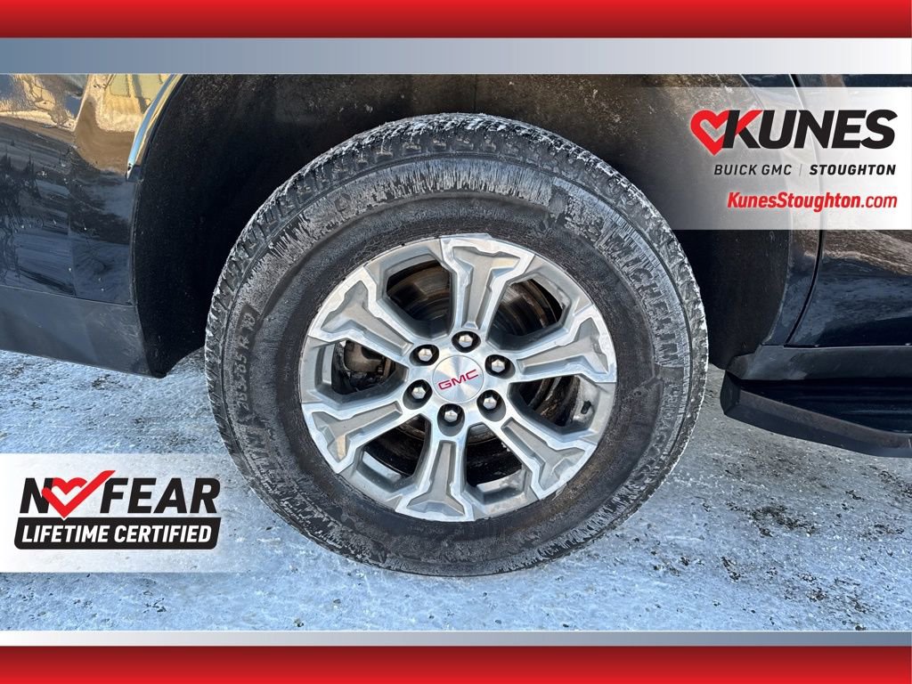 Used 2024 GMC Yukon SLE image 13
