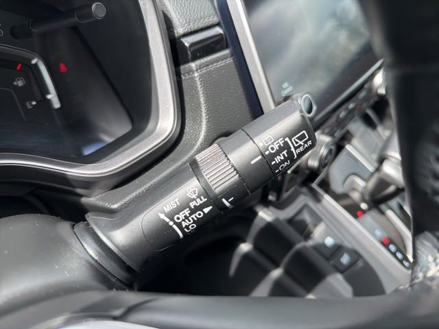 Used 2022 Honda CR-V Touring image 21