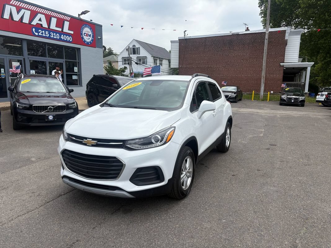 Used 2020 Chevrolet Trax LT w/ LT Convenience Package AWD/4WD image 7