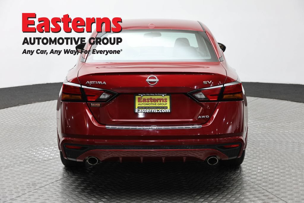 Used 2023 Nissan Altima 2.5 SV w/ SV Premium Package AWD/4WD image 6