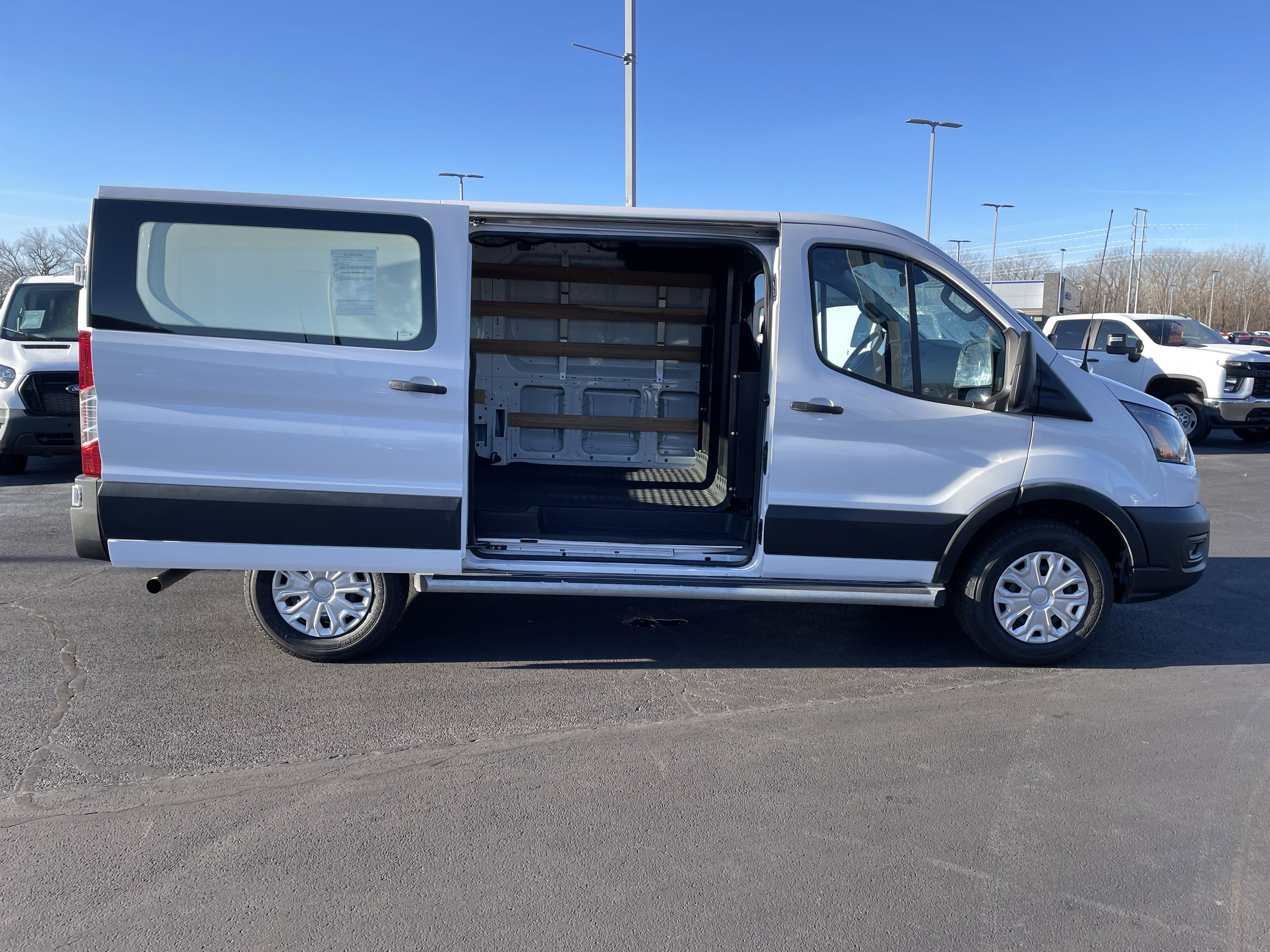 Used 2024 Ford Transit 250 Low Roof w/ Exterior Upgrade Package image 9