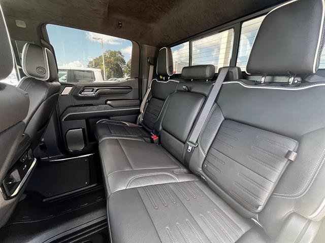 Used 2025 GMC Sierra 1500 AT4X AWD/4WD image 10