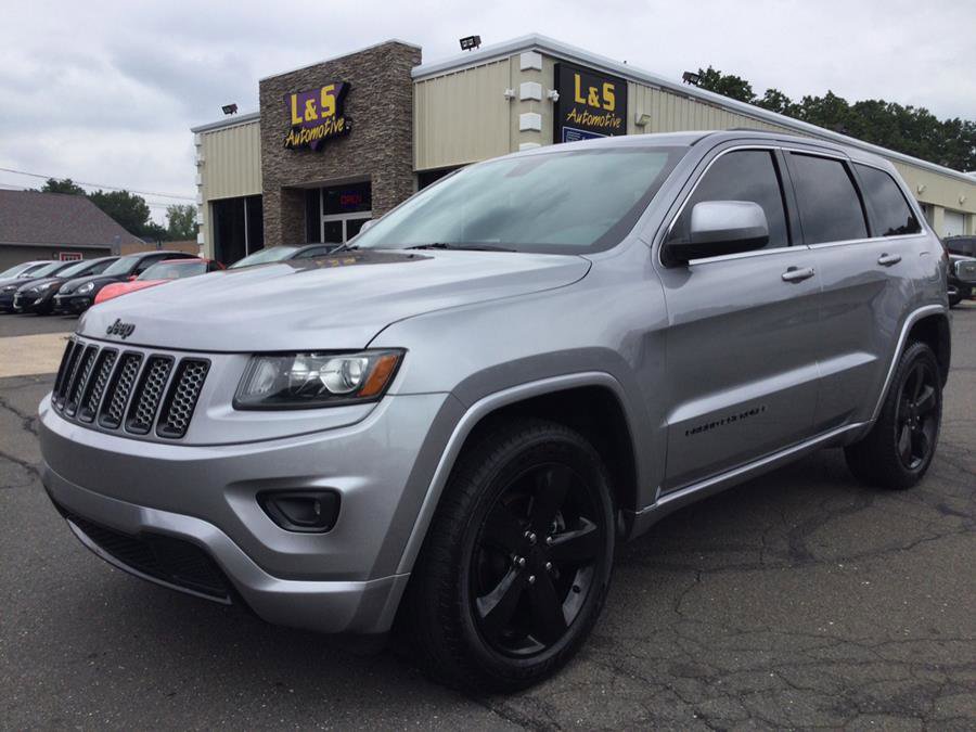 Used 2015 Jeep Grand Cherokee Altitude