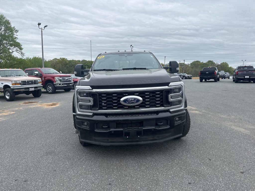 Used 2025 Ford F450 Platinum AWD/4WD image 2