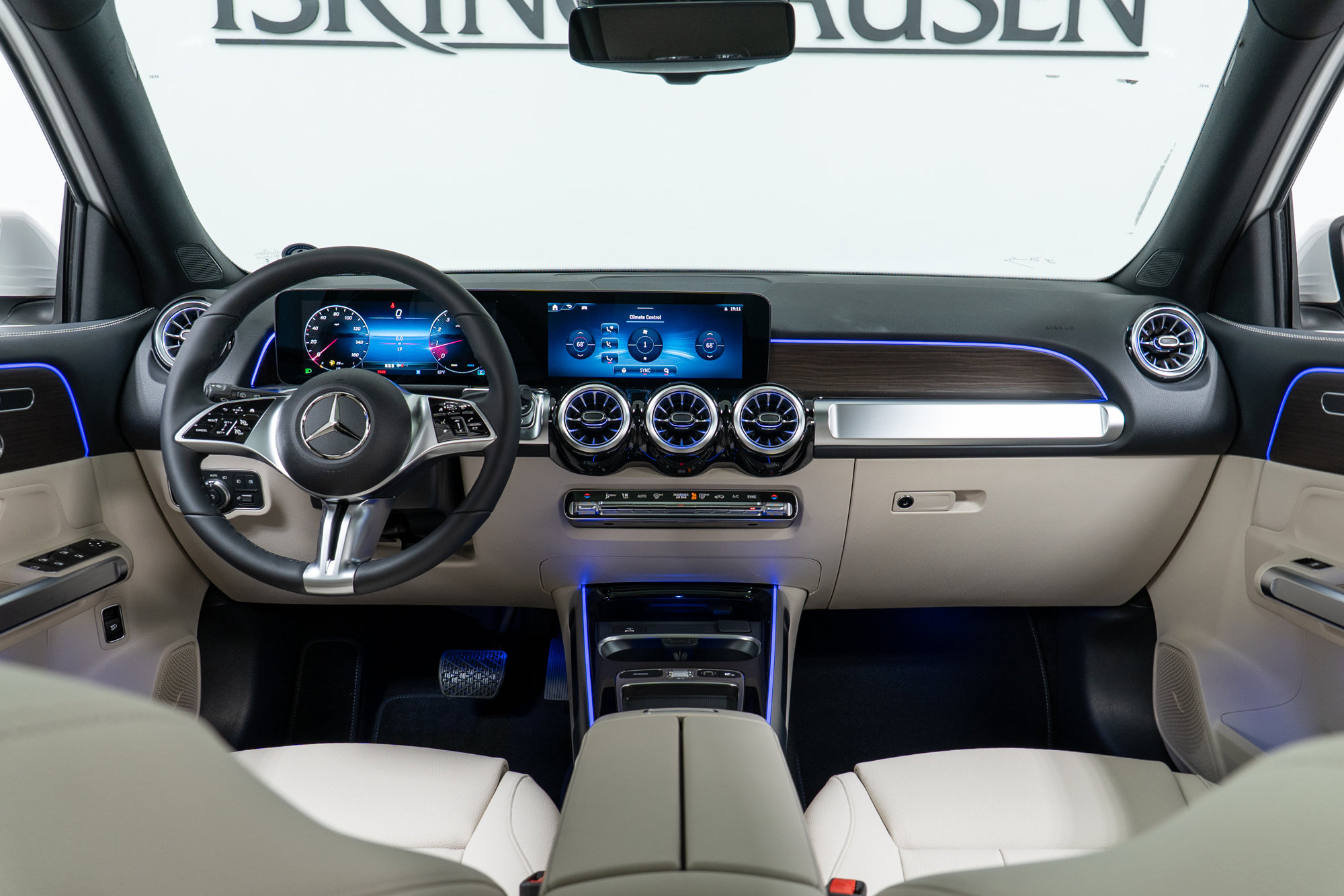 New 2026 Mercedes-Benz GLB 250 4MATIC image 15