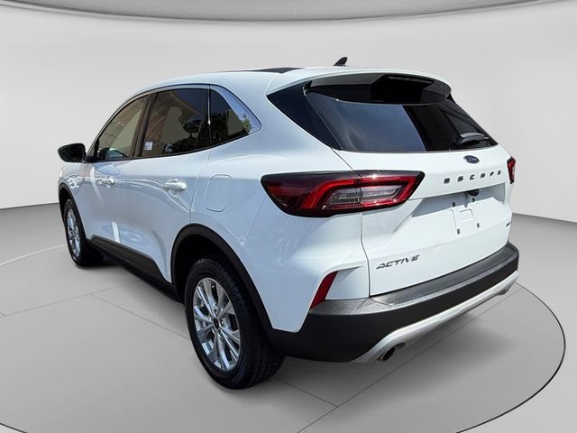 Certified 2024 Ford Escape Active AWD/4WD image 3