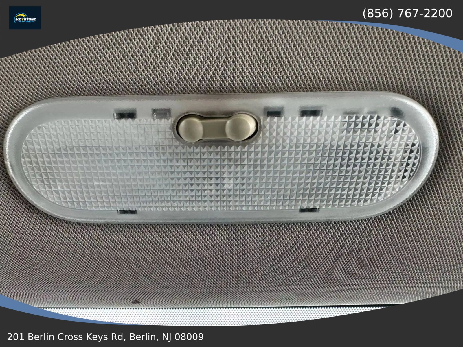Used 2015 Nissan Versa Note SV FWD image 16