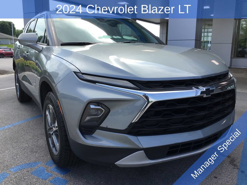 Used 2024 Chevrolet Blazer LT w/ LPO, Floor Liner Package FWD image 3