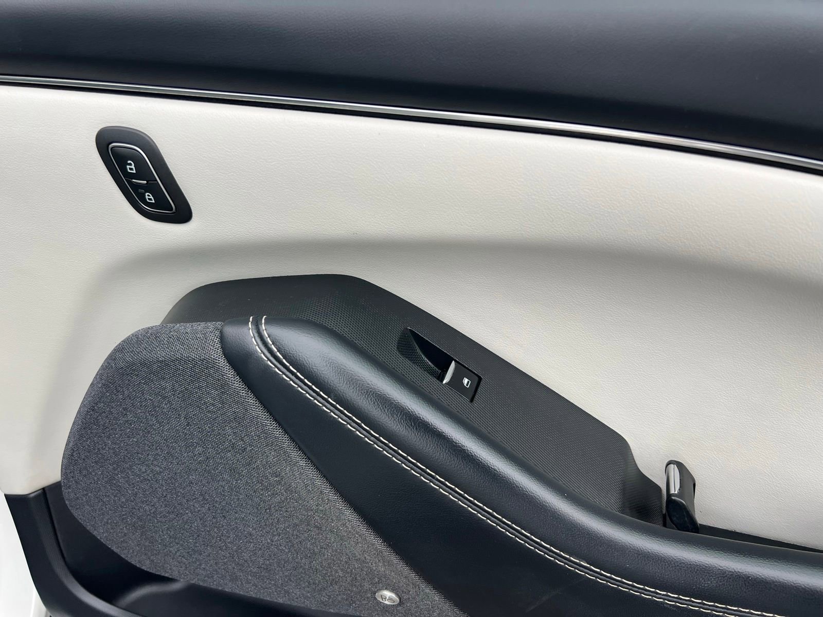 Used 2022 Ford Mustang Mach-E Premium RWD image 52
