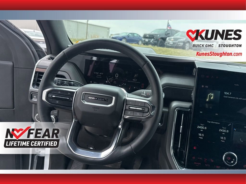 Used 2025 GMC Yukon Denali AWD/4WD image 42