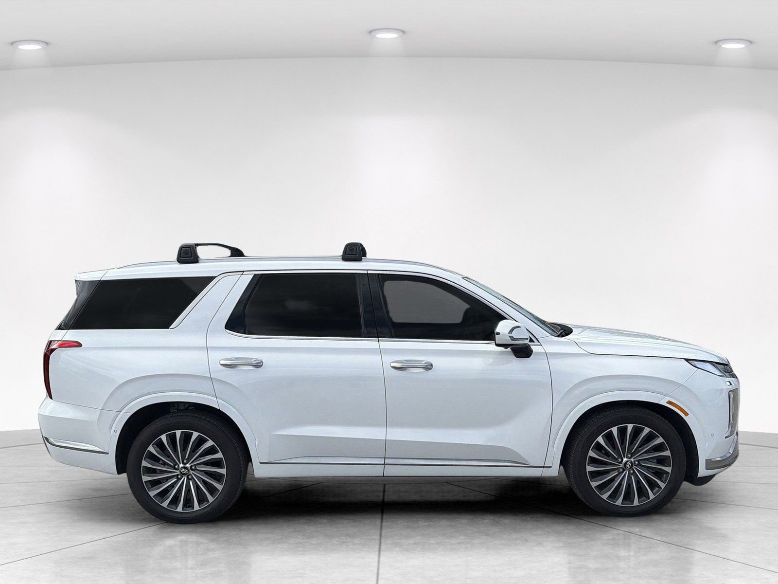 Used 2025 Hyundai Palisade Calligraphy AWD/4WD image 3