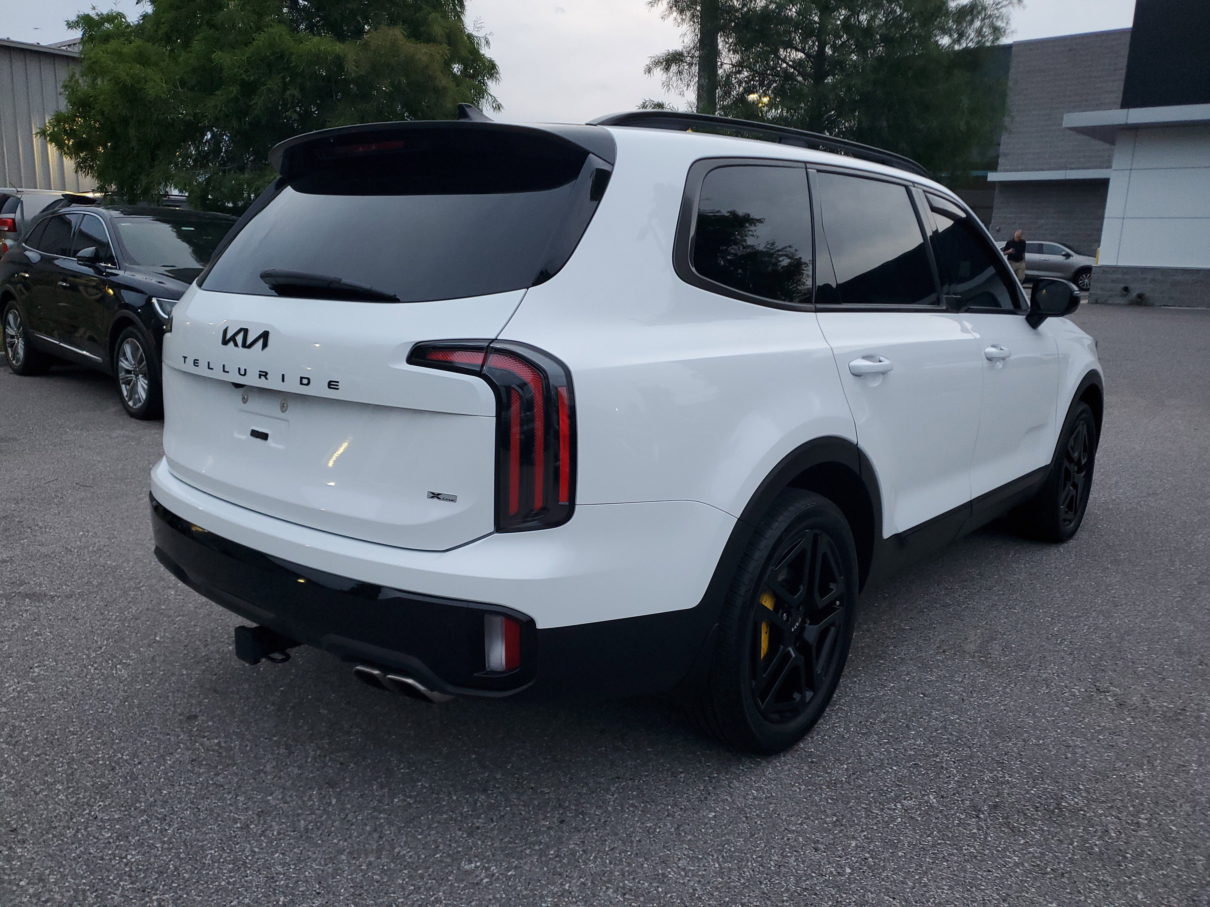 Used 2024 Kia Telluride SX Prestige X-Line AWD/4WD image 3