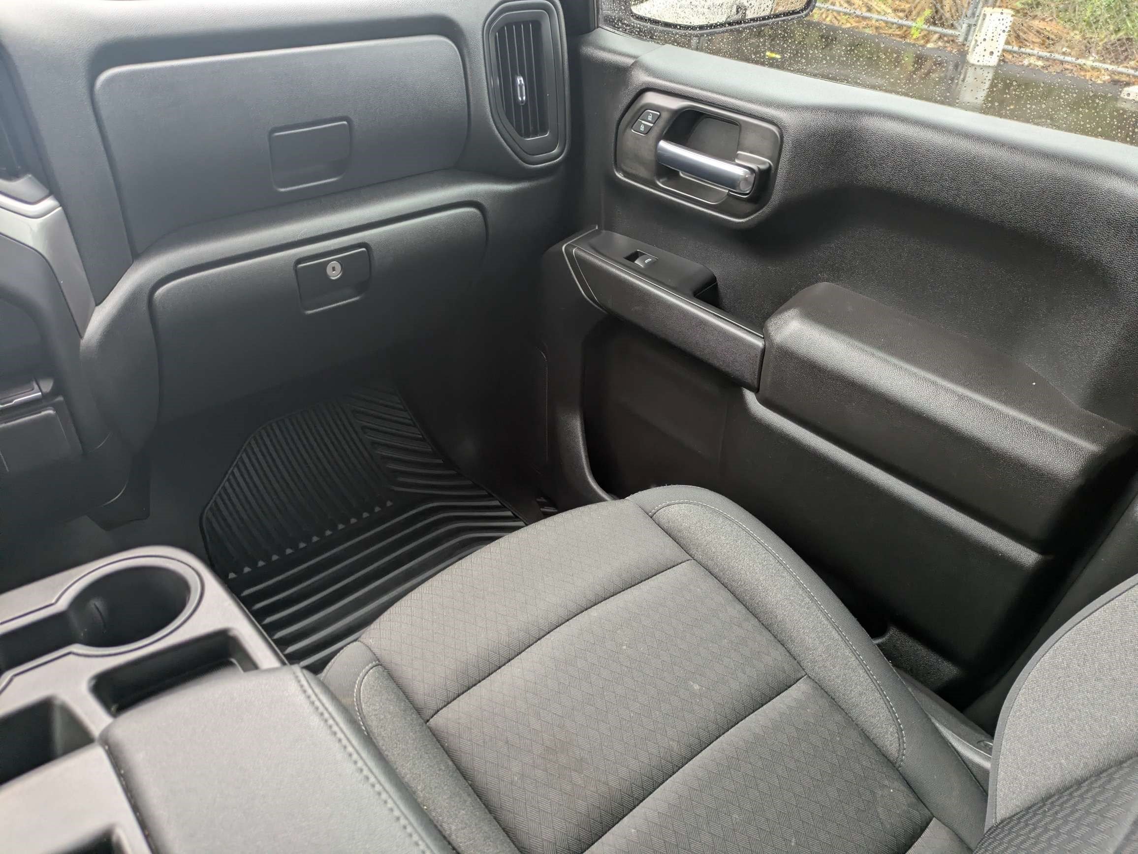 Used 2024 Chevrolet Silverado 1500 Custom RWD image 16
