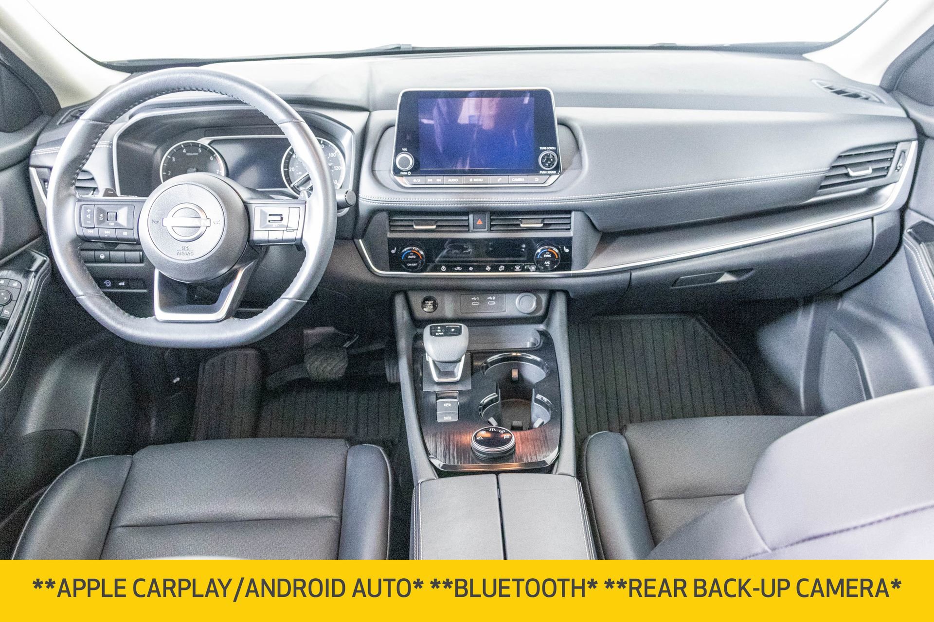 Used 2024 Nissan Rogue SV w/ SV Premium Package image 5