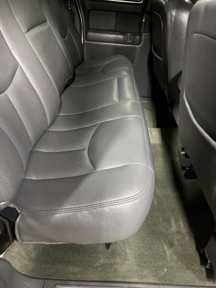 Used 2004 Chevrolet Silverado 1500 LS w/ Light Duty Power Package image 38