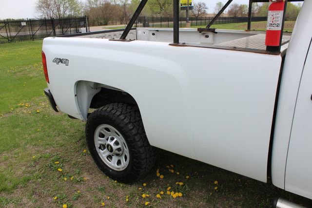 Used 2014 Chevrolet Silverado 3500 W/T image 9