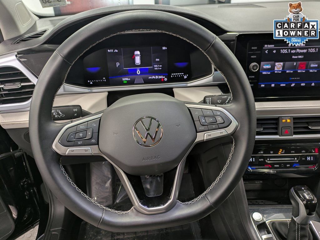 Used 2025 Volkswagen Taos SE w/ Panoramic Sunroof Package AWD/4WD image 24