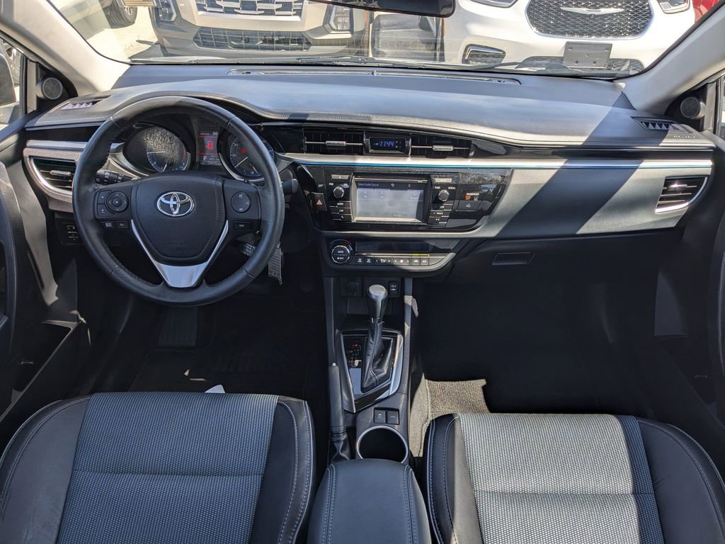 Used 2015 Toyota Corolla S image 43