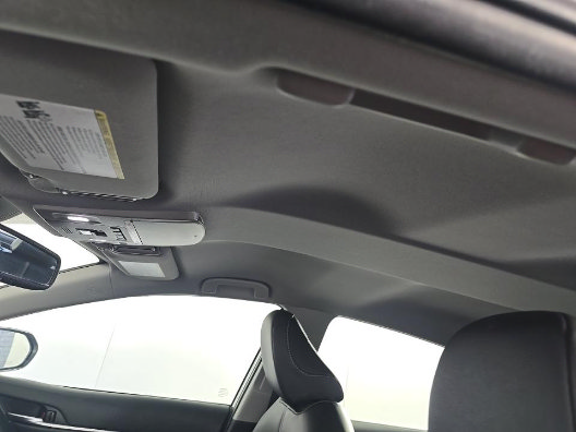 Used 2023 Toyota Camry XSE FWD image 17