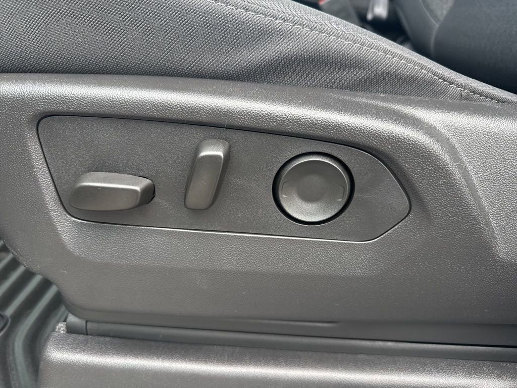 Used 2025 Chevrolet Silverado 1500 Custom w/ Turbomax Blackout Package image 10