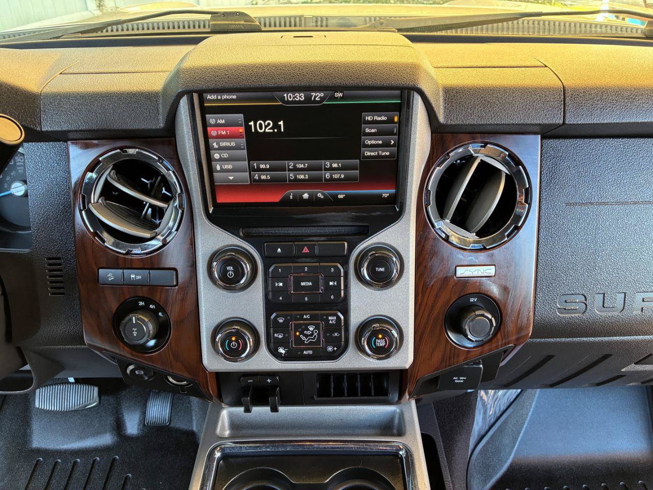 Used 2015 Ford F250 Lariat w/ Lariat Ultimate Package AWD/4WD image 23