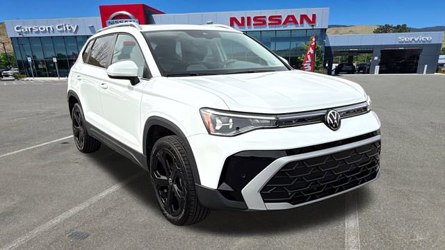 Used 2025 Volkswagen Taos SEL image 1