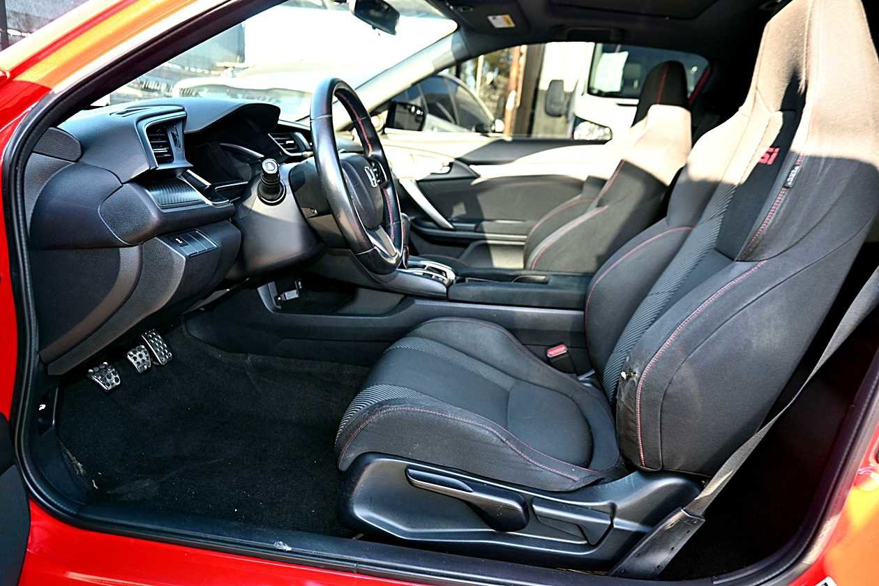 Used 2018 Honda Civic Si image 12