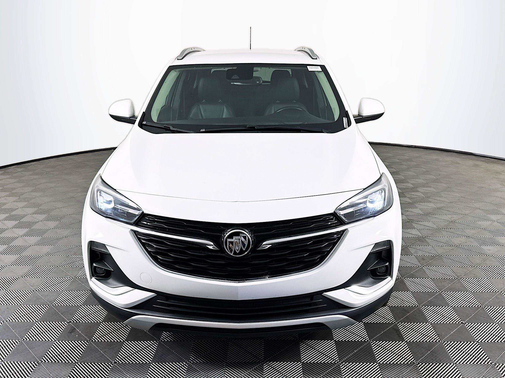 Used 2022 Buick Encore GX Essence FWD image 2