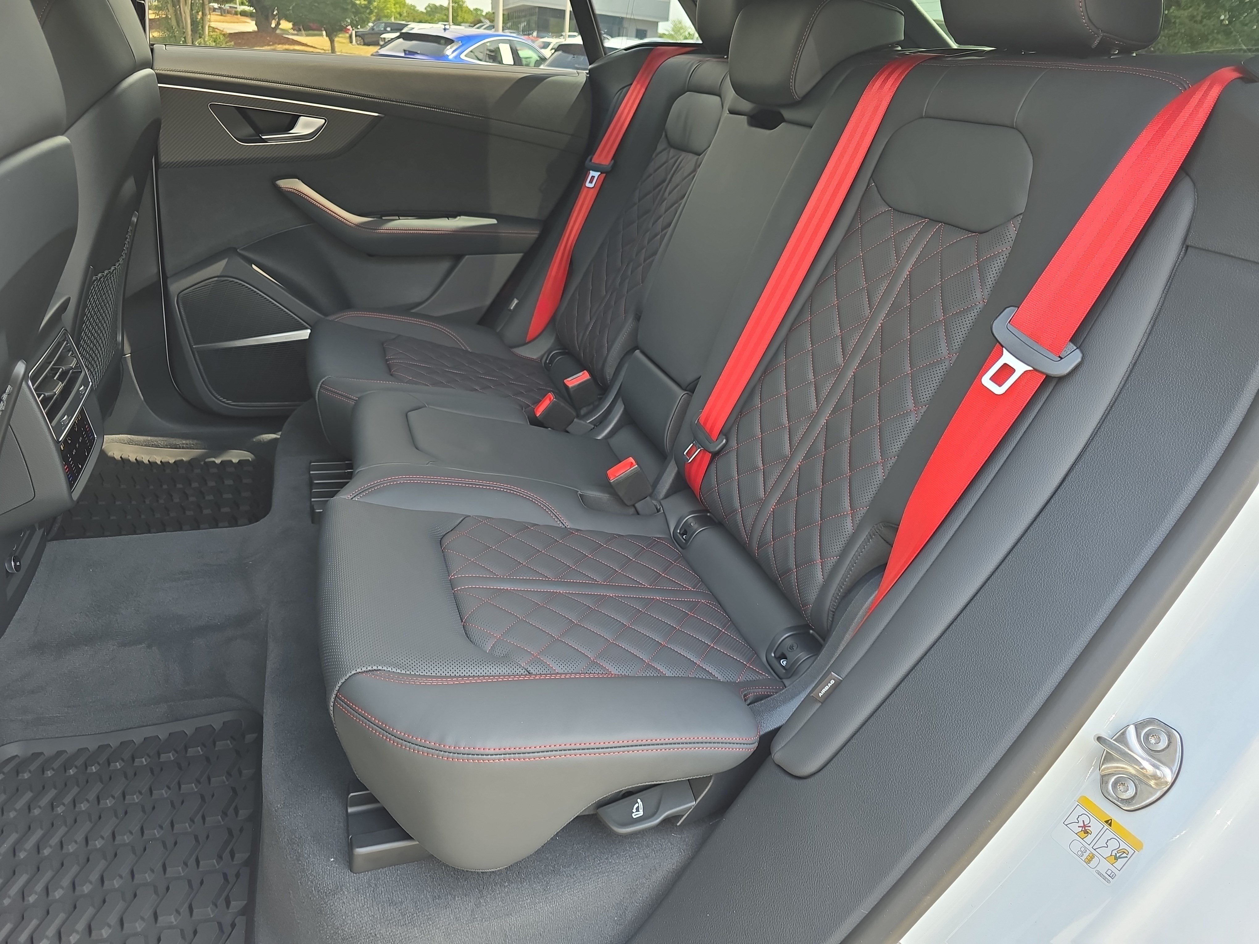 New 2026 Audi SQ8 Prestige AWD/4WD image 14