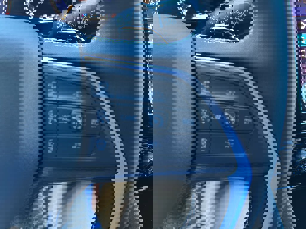 New 2025 Jeep Grand Cherokee L Altitude image 14