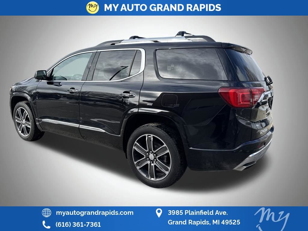 Used 2017 GMC Acadia Denali image 5